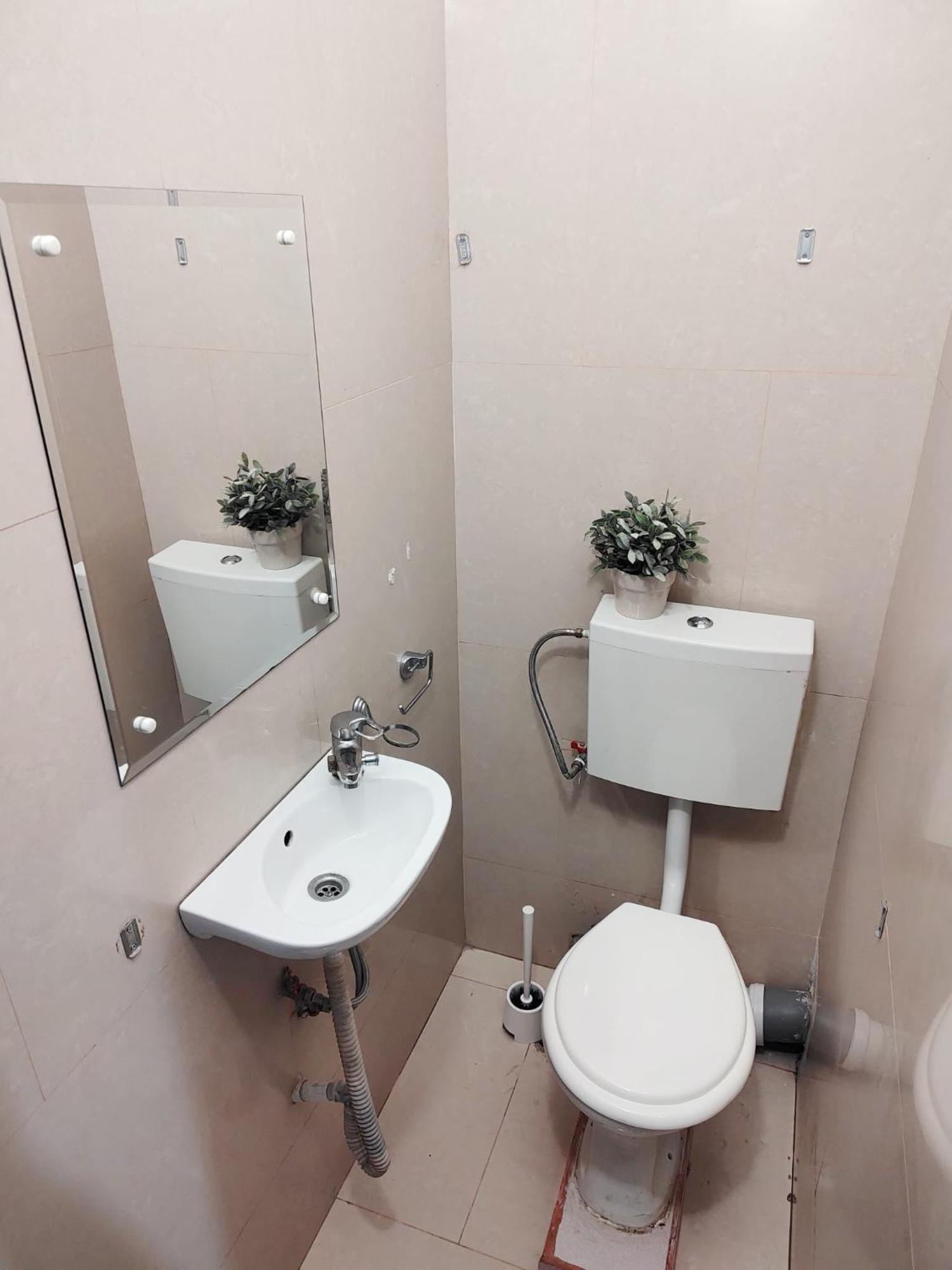 Central Retreat- Apartment Universitate Bukareszt Zewnętrze zdjęcie